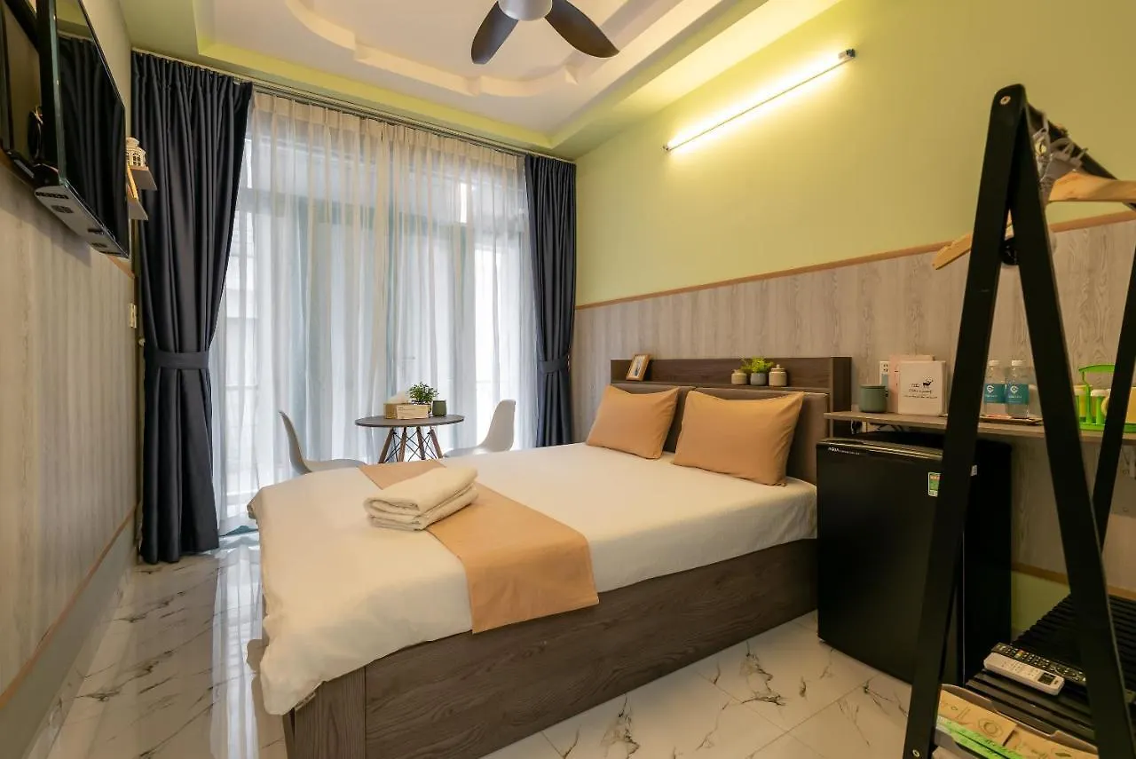 Cozrum Homes - Delightful Corner 2 Ho Chi Minh City Apartment