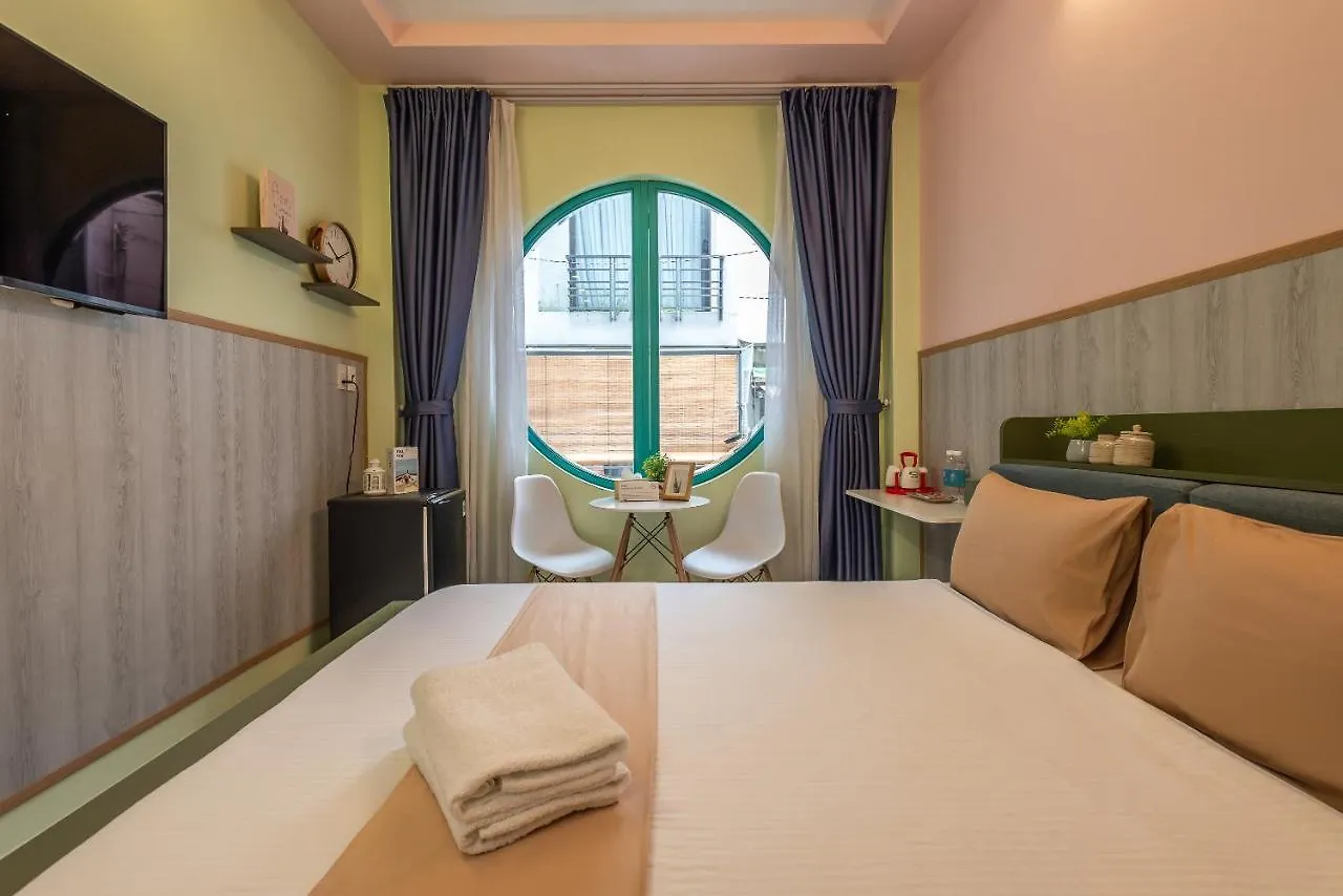 Apartment Cozrum Homes - Delightful Corner 2 Ho Chi Minh City