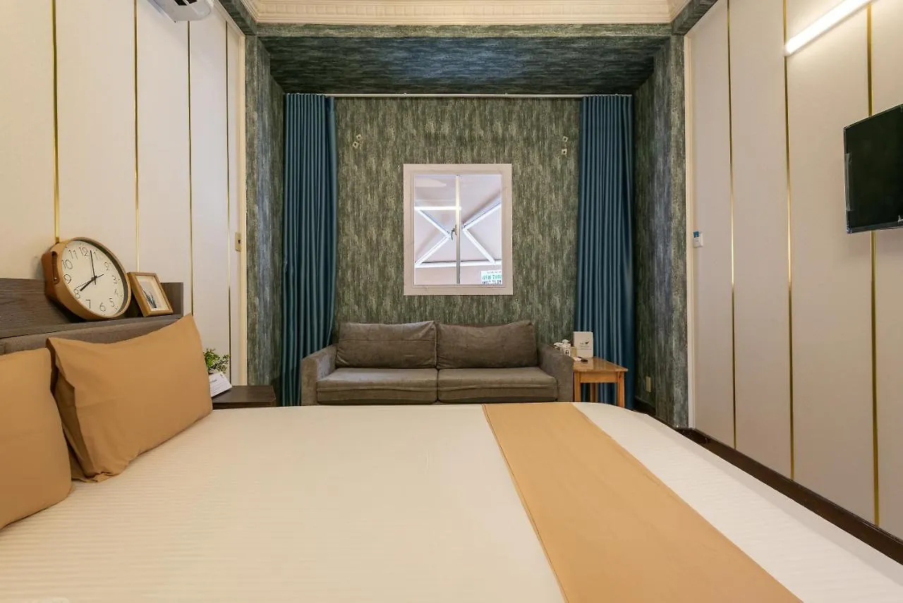 Apartment Cozrum Homes - Delightful Corner 2 Ho Chi Minh City