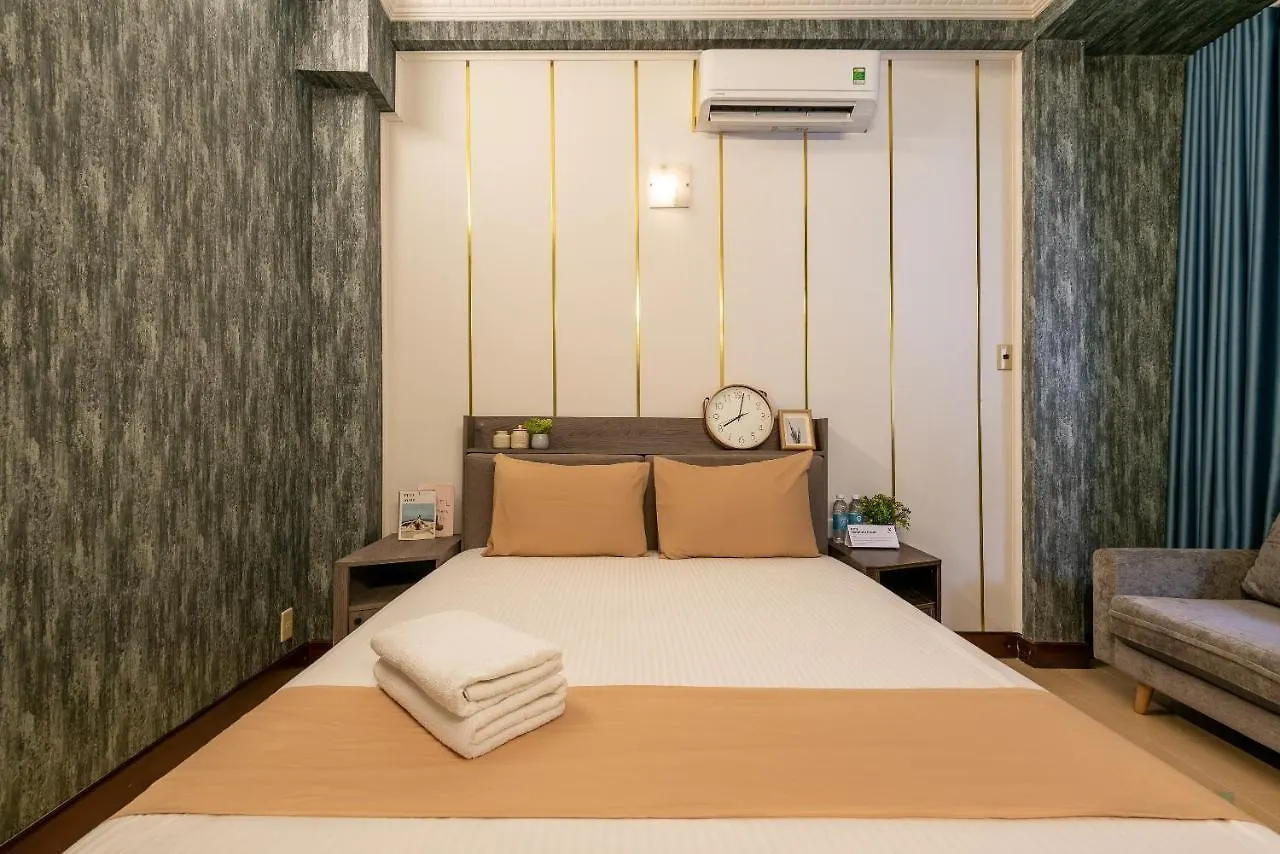 Cozrum Homes - Delightful Corner 2 Ho Chi Minh City Apartment