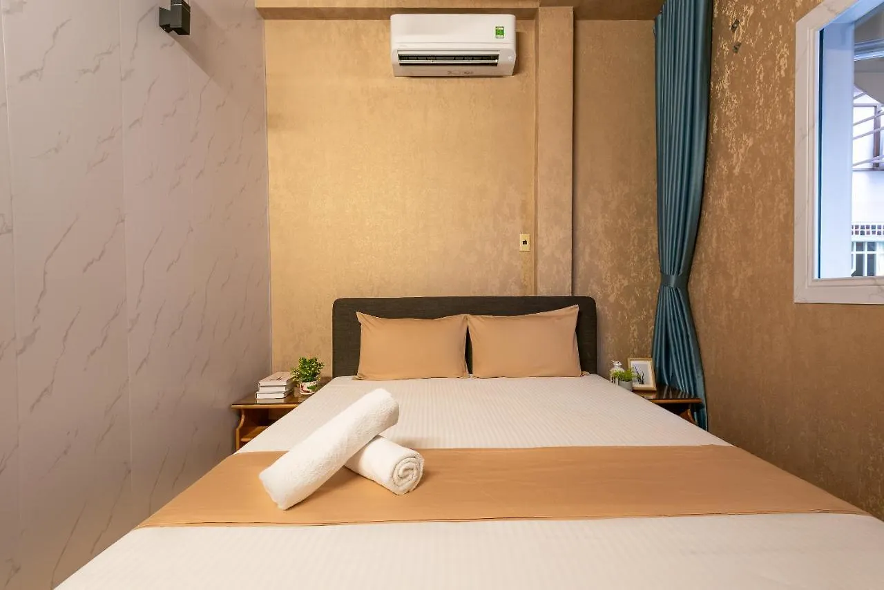 Cozrum Homes - Delightful Corner 2 Ho Chi Minh City Apartment