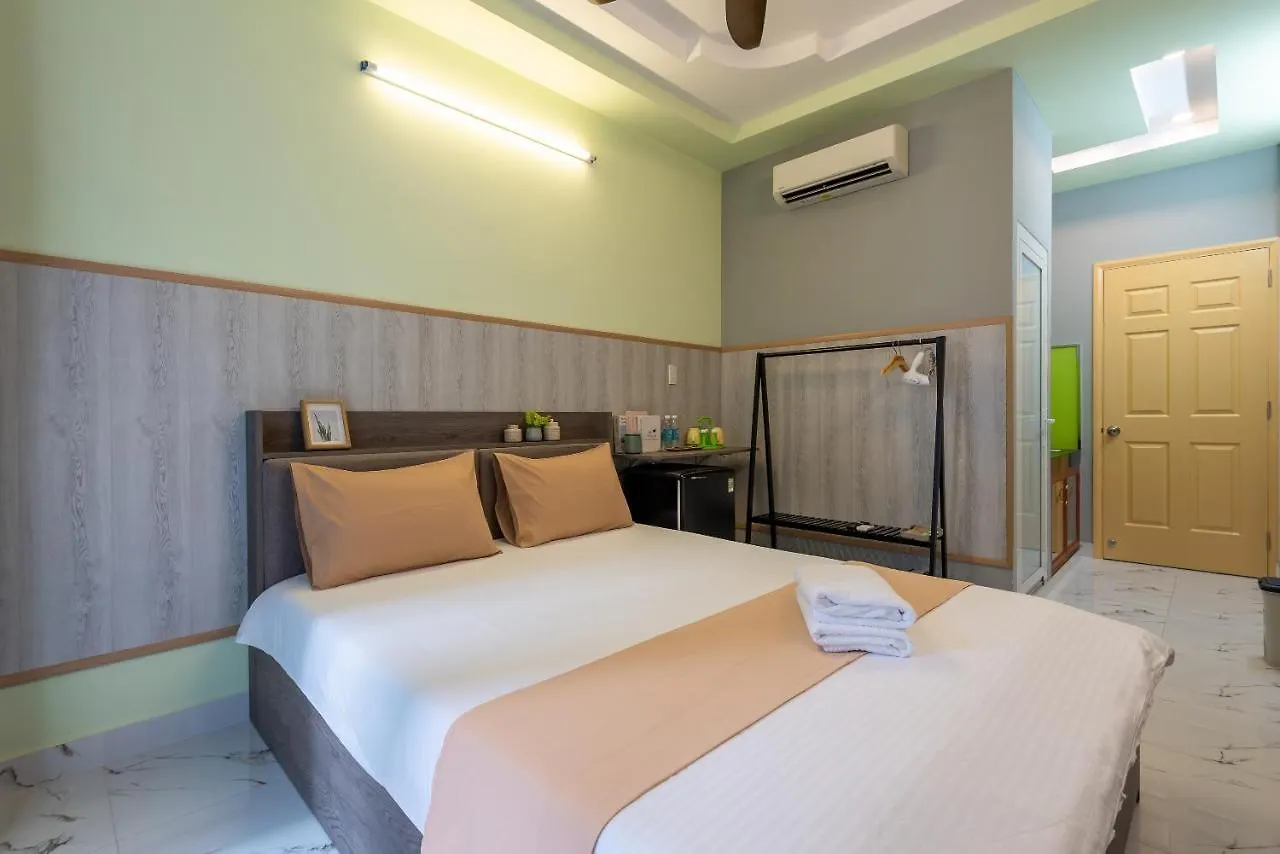 Apartment Cozrum Homes - Delightful Corner 2 Ho Chi Minh City