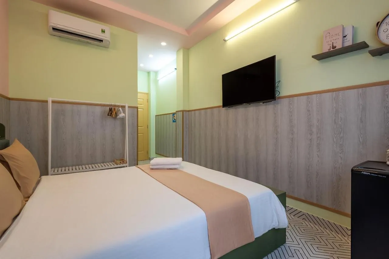 Apartment Cozrum Homes - Delightful Corner 2 Ho Chi Minh City